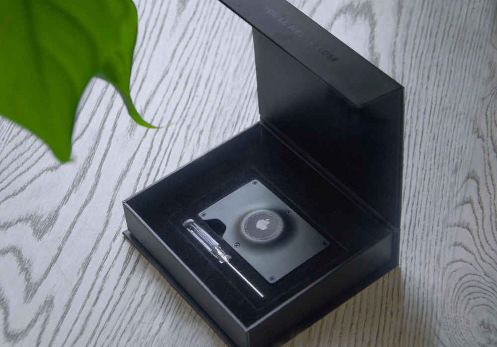 Airtag Titanium Cardholder