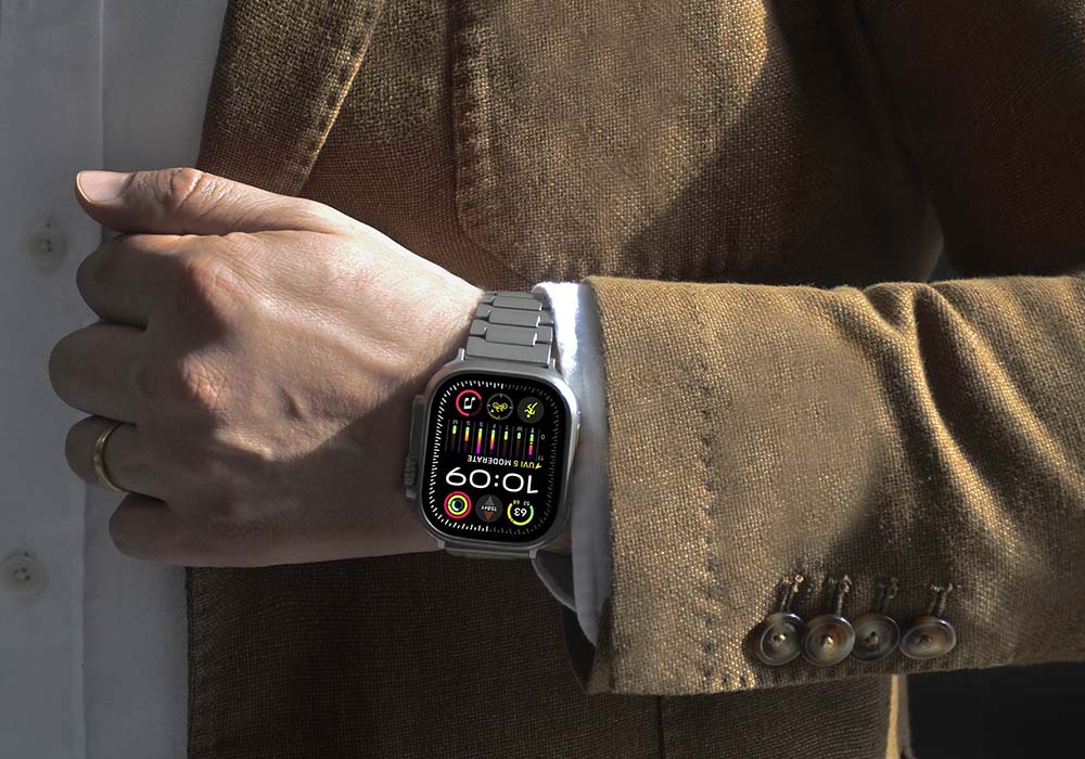 apple watch titanium band